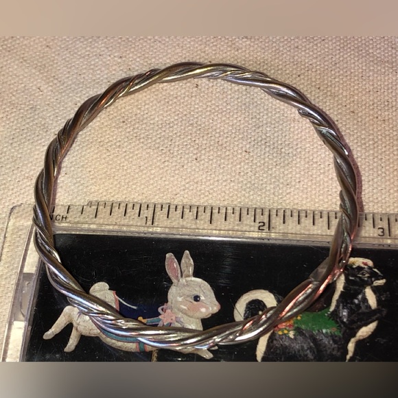 Vintage Handcrafted Nickel Silver Twist Bangle Bracelet fits up to 8” wrist - Picture 7 of 7